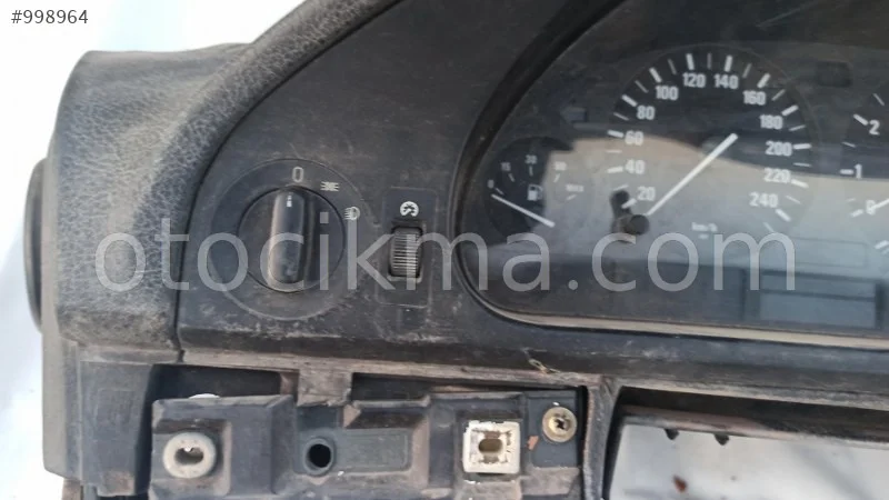 BMW E38 FAR ANAHTARI