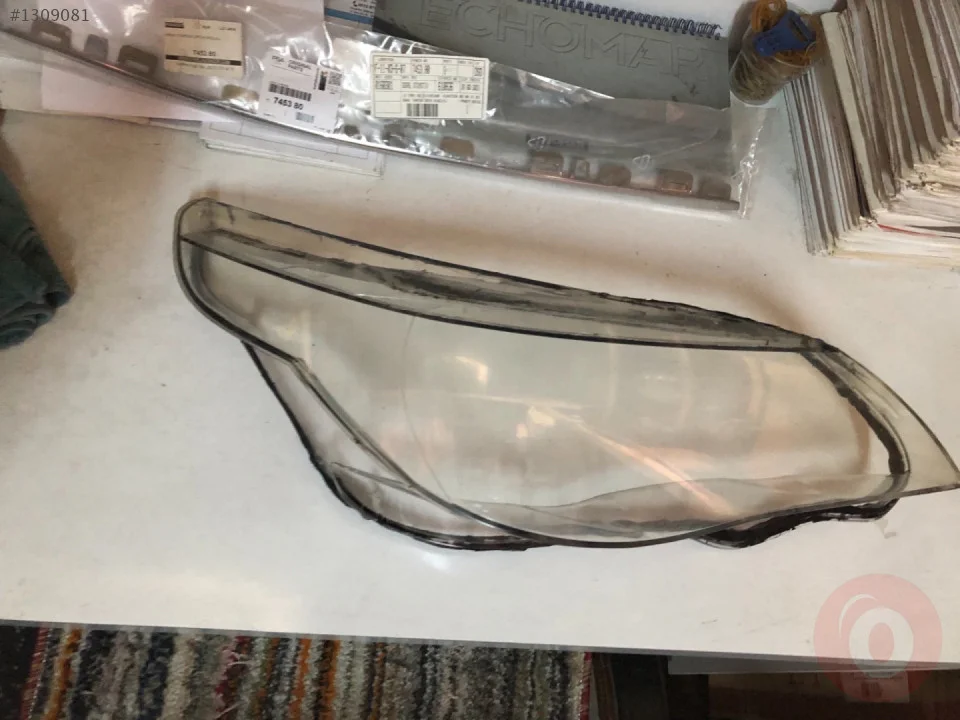 Bmw e60 sağ far camı çıkma orjinal