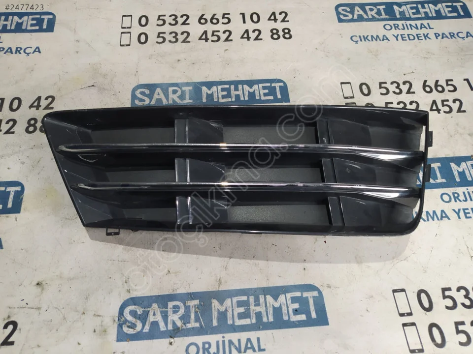 ÇIKMA AUDİ A4 SAĞ SİS FAR ÇERÇEVESİ KROM 2015-2019 8W0807682