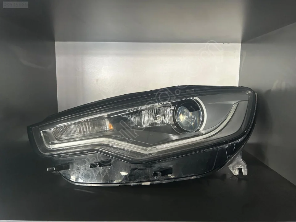 Çıkma Far Sol Ön Audi A6 2011-2014 4G0941043J