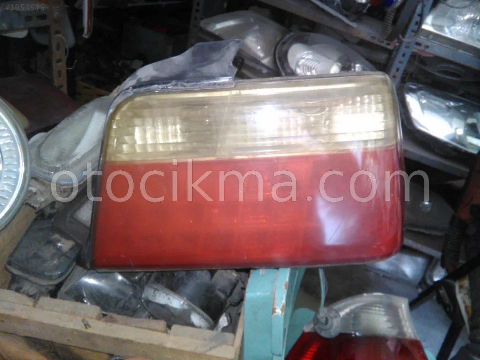 ÇIKMA PARÇA BMW E36 ARKA SAĞ STOP