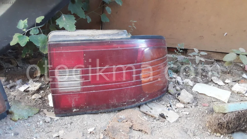 ÇIKMA PARÇA MAZDA 323 ARKA SAĞ STOP SEDAN