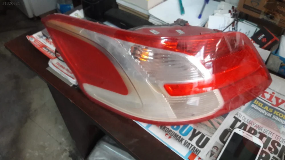 ÇIKMA PARÇA PEUGEOT 301 SAĞ STOP