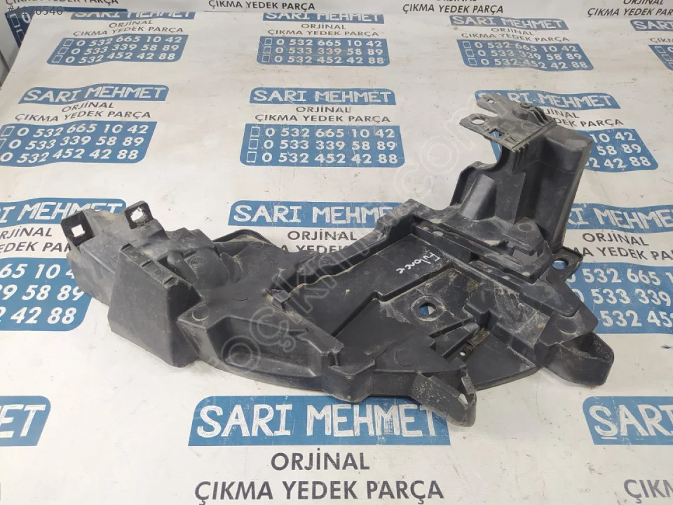 ÇIKMA RENAULT FLUENCE SAĞ FAR ALT BRAKETİ