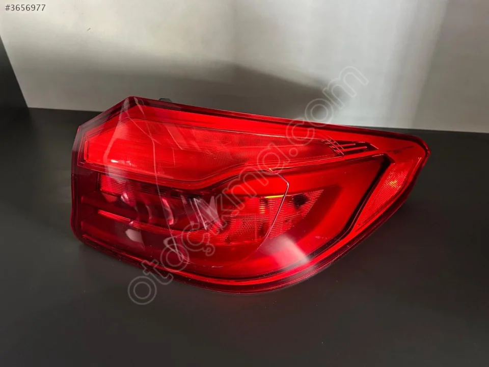 Çıkma Sağ Dış Stop Lambası BMW 5 Serisi G30 2017-2019