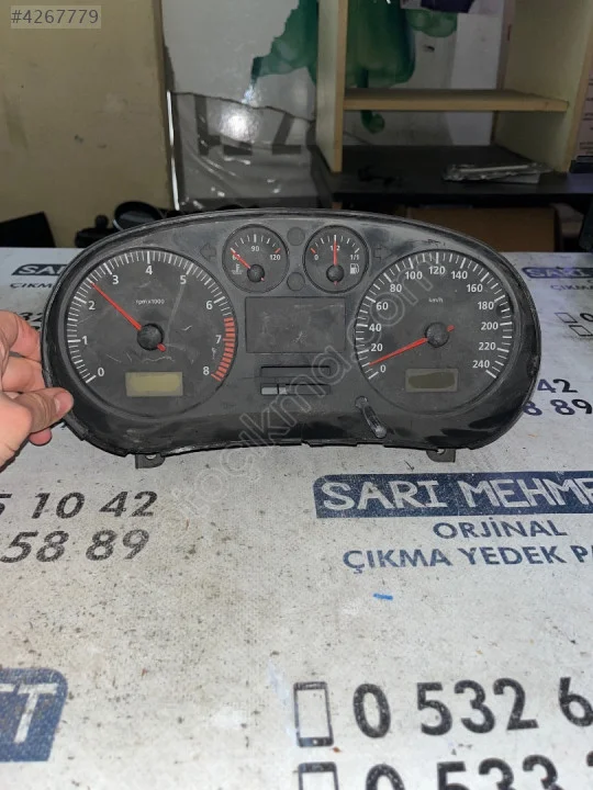 ÇIKMA SEAT LEON TOLEDO 1M0920801A KİLOMETRE SAATİ
