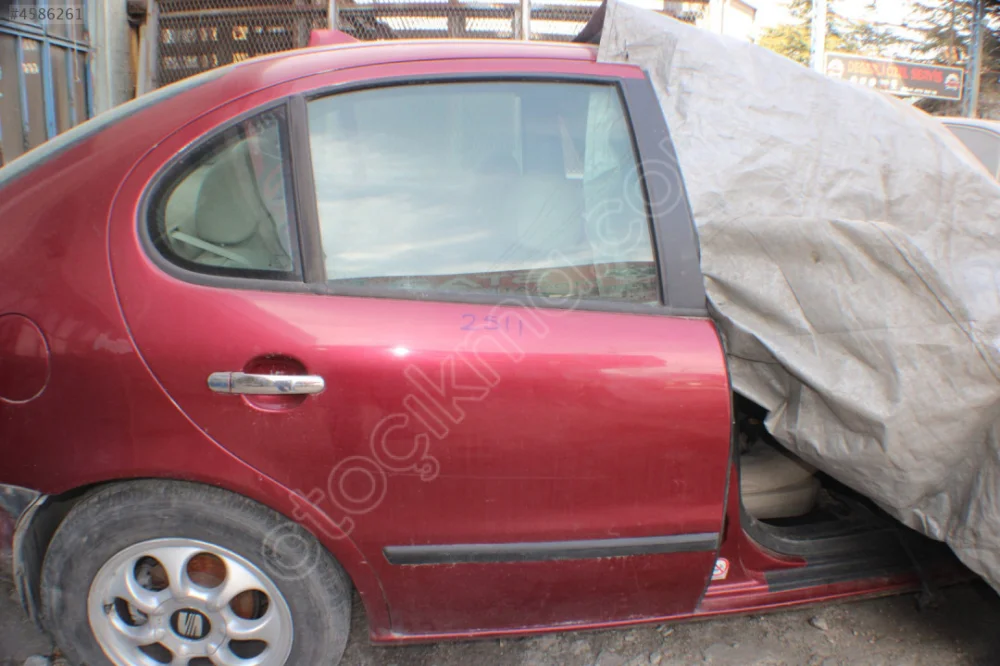ÇIKMA SEAT TOLEDO SAĞ ARKA KAPI 2511