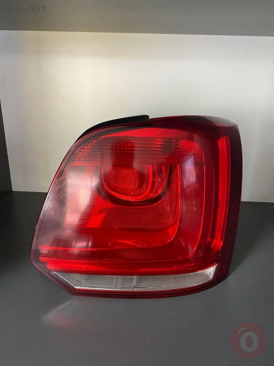 Çıkma Stop Lambası Sağ Arka VW Polo 2010-2014 6R0945096AH