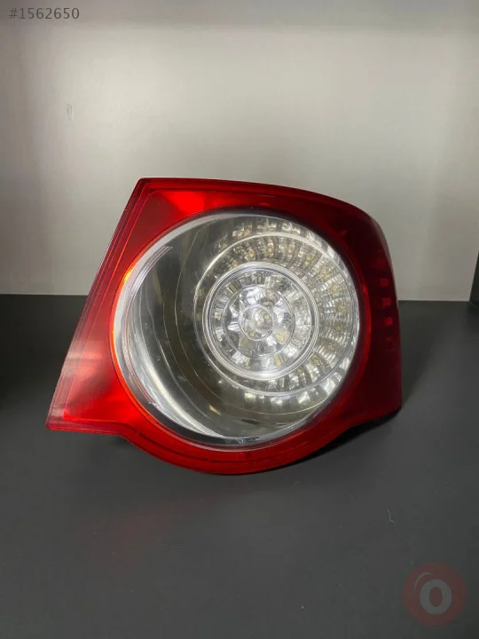 Çıkma Stop Lambası Sağ VW jetta  2006-2011
