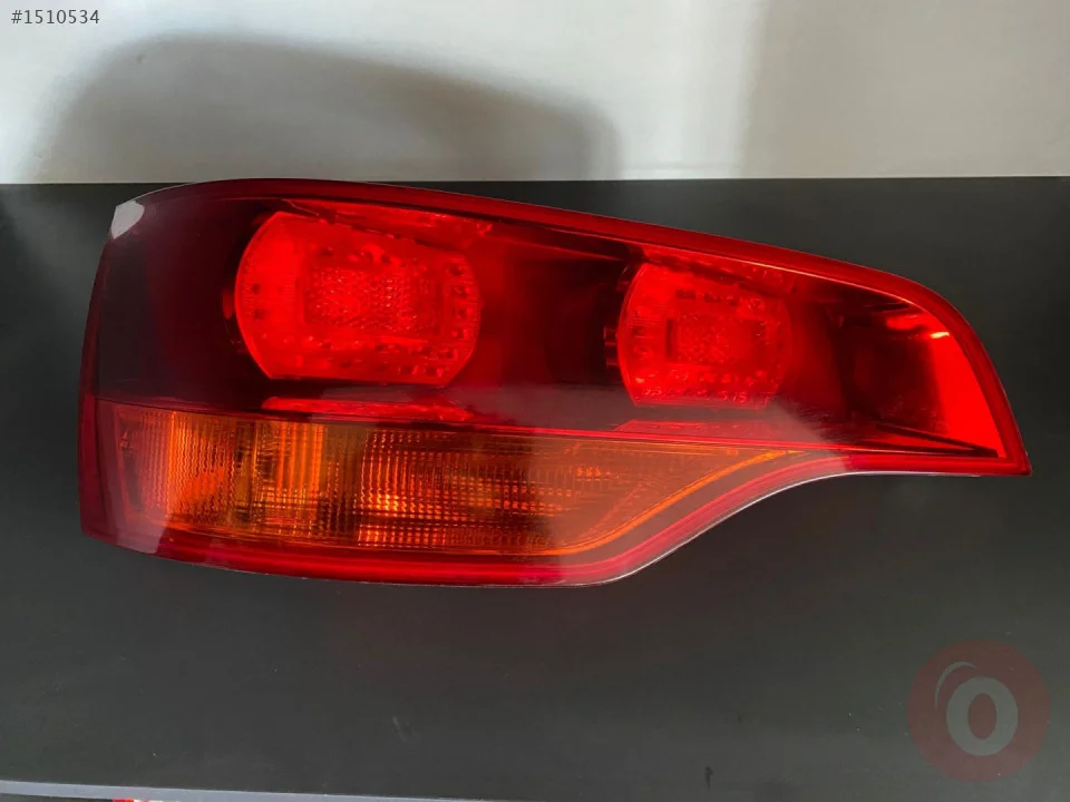 ÇIKMA  STOP LAMBASI SOL AUDI Q7 07-09 | 4L0945093