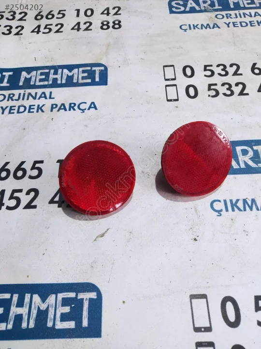 ÇIKMA TOYOTA AURİS ARKA TAMPON REFLEKTÖRÜ 81910-02100