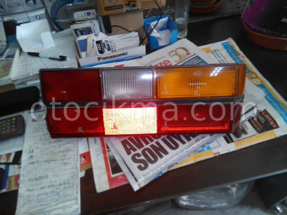 ÇIKMA VOLKSWAGEN GOLF ESKİ 1985 MODEL ARKA SAĞ STOP