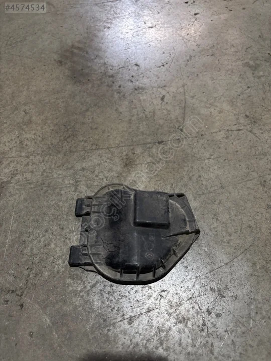 ÇIKMA VW TRANSPORTER T6 SAĞ FAR KAPAĞI