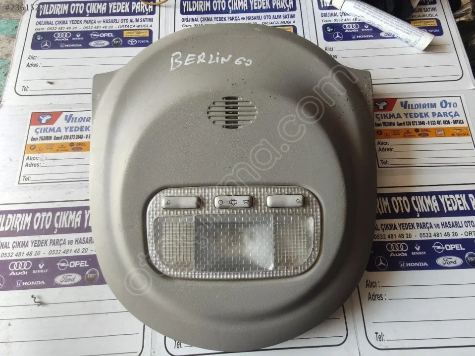 CITROEN BERLİNGO TAVAN LAMBA VE ÇERÇEVESİ