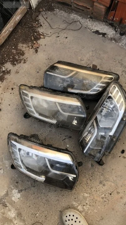 Dacia Sandero 2011-2026 Sağ Sol Far