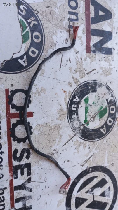 E203950 Audi A4 2014 direksiyon tuş takımı tesisat