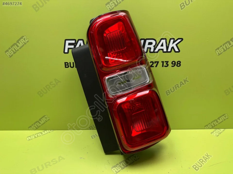 EXPERT  VİVARO SAĞ STOP SIFIR İTHAL 980824308