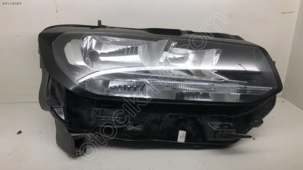 FİAT DOBLO 5 ORJİNAL ÇIKMA SAĞ FAR ( DÜZ ) 2