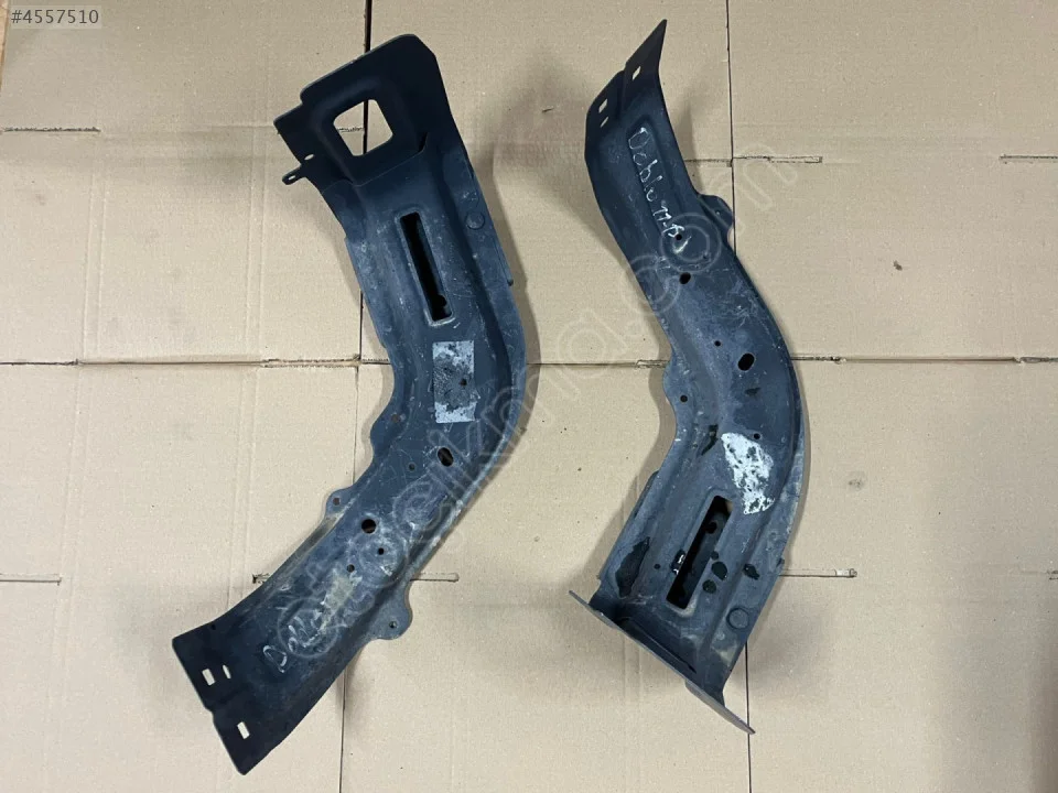 FİAT DOBLO FAR YUVA SACI SAĞ SOL ORJİNAL 51825941