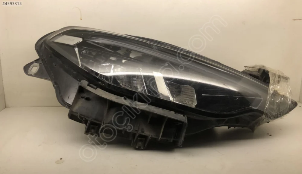 FİAT EGEA CROSS ORJİNAL ÇIKMA SAĞ FAR