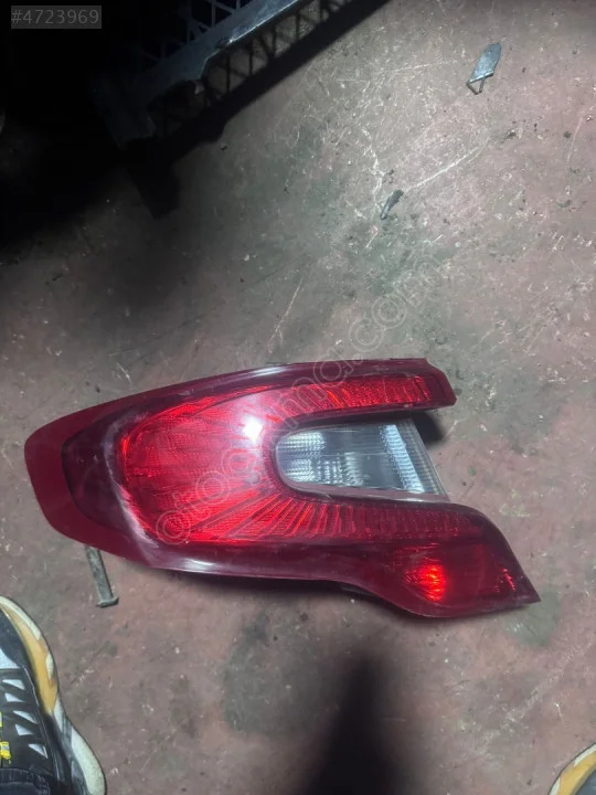 Fiat egea sol arka stop lambası