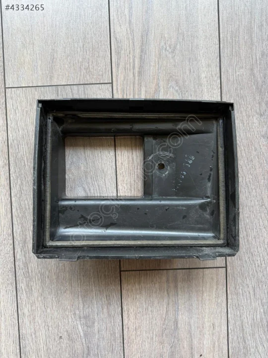 Filtre Gövdesi VW Bora Golf Seat Toledo 1.6 BSE 1J1819640B