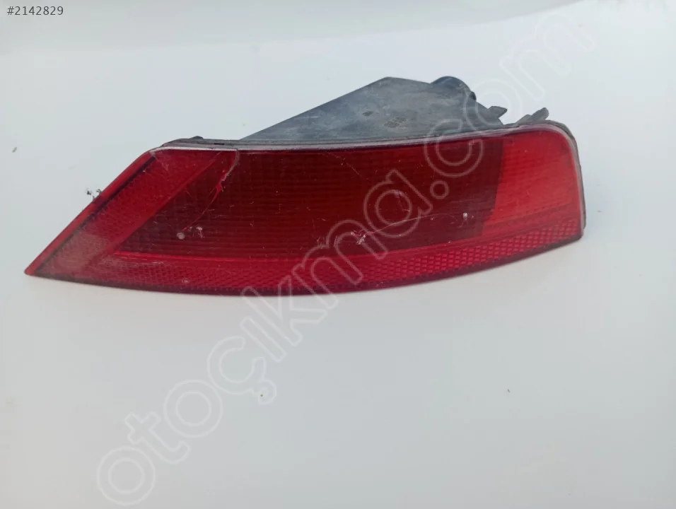 Ford Kuga 08-12.Arka sol sis farı