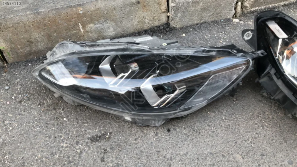 FORD KUGA ORJİNAL ÇIKMA SOL FAR