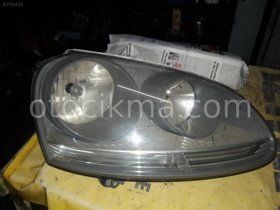 GOLF 5 ÇIKMA SAĞ FAR VE TÜM ÇIKMA PARÇALAR