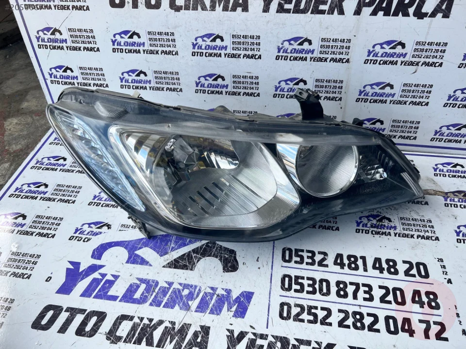 HONDA CİVİC FD6 SAĞ FAR