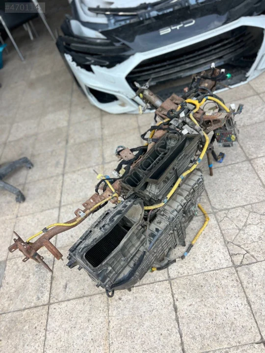 Hyundai Accent Era Göğüs Tesisatı