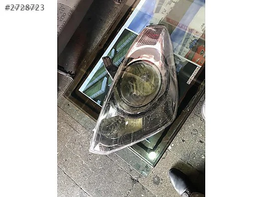 Hyundai H-1 sol far camı çıkma