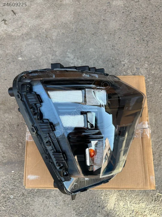 Hyundai Kona Sağ Far Primer Paket Elektırıklı Araç 2024-2026