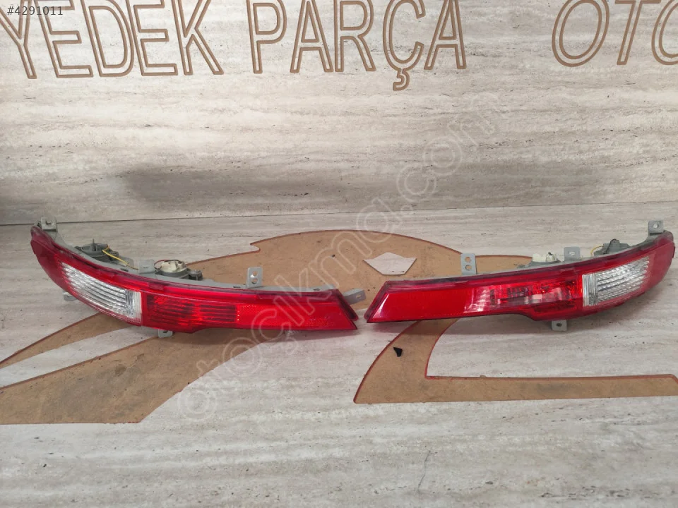 KİA SPORTAGE ARKA STOP SİS LAMBA SAĞ-SOL
