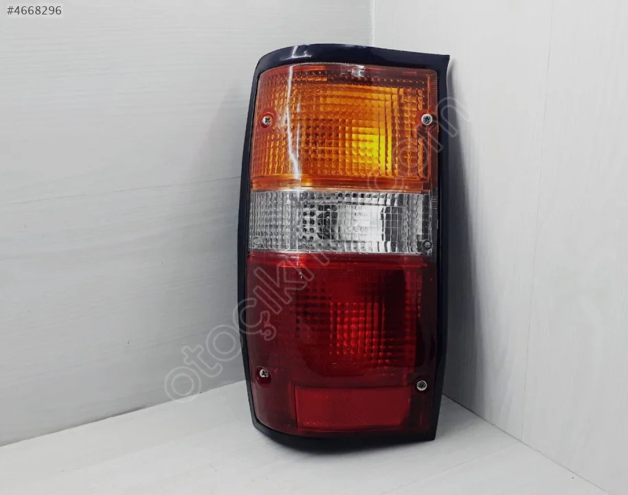 L200 90-99 ÇİFT KABİN SAĞ STOP