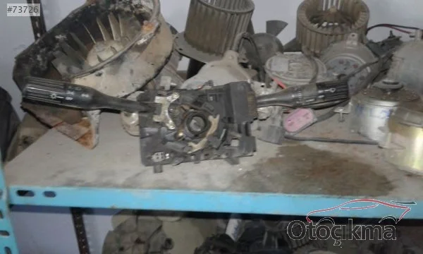 Mazda 929 far sinyal kolu