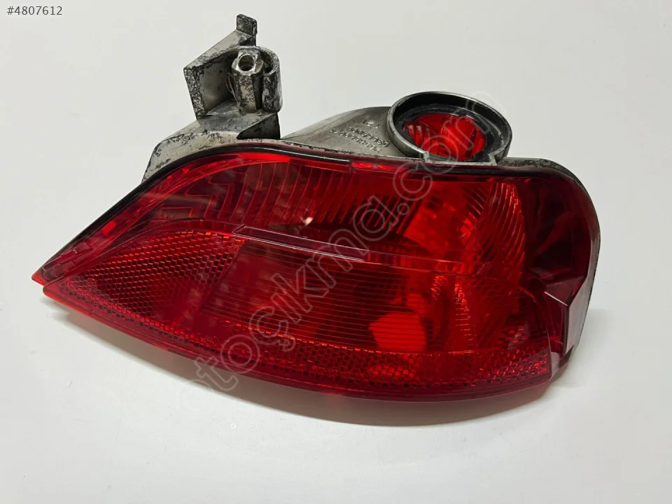 MEGANE 4 SOL ARKA REFLEKTÖR ORJİNAL  265855907R