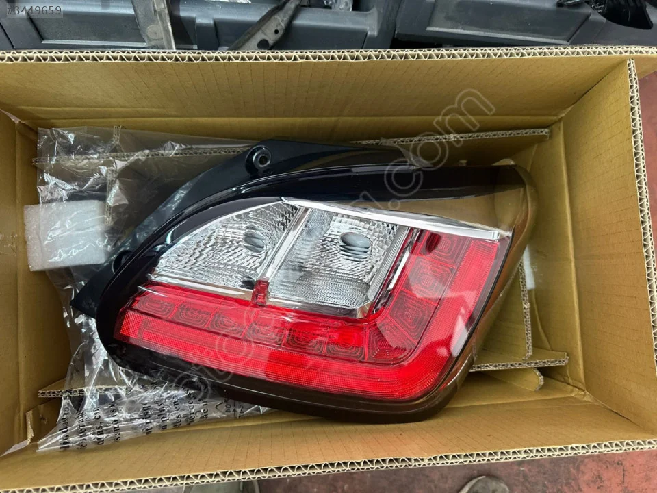 MİTSUBİSHİ SPACE STAR SOL STOP SIFIR İTHAL