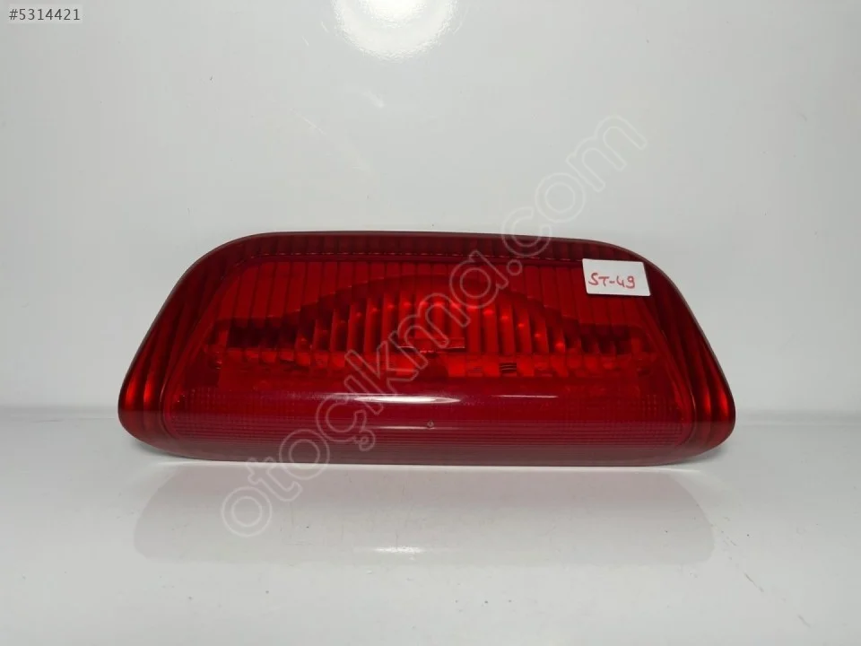 Nissan Juke Fren Lambası 3. Stop 26590BV80A
