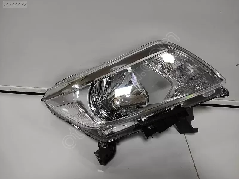 NİSSAN NAVARA 2014- R-L FAR