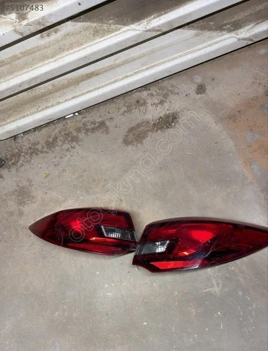 Opel Astra J Sedan Sağ Sol Stop