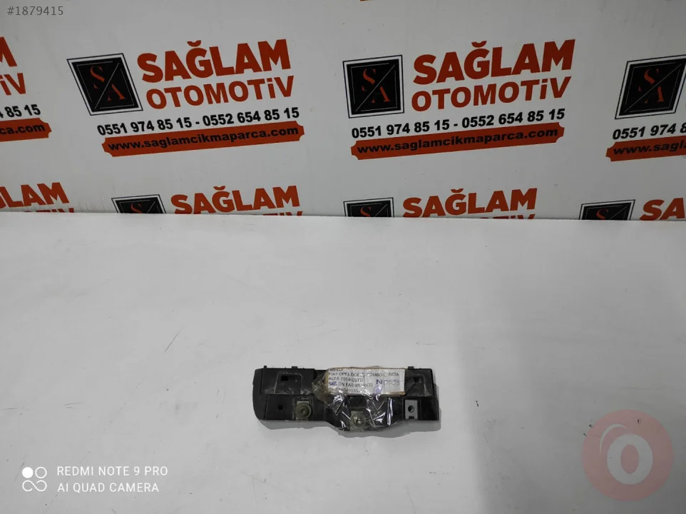 OPEL COMBO-LANCİA-ALFA 2014 ÜSTÜ SOL ÖN FAR BRAKETİ 10490857