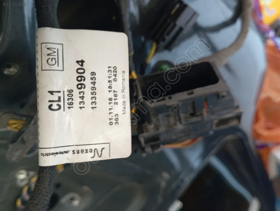 Opel Corsa E.Sağ ön kapı tesisatı.13439904