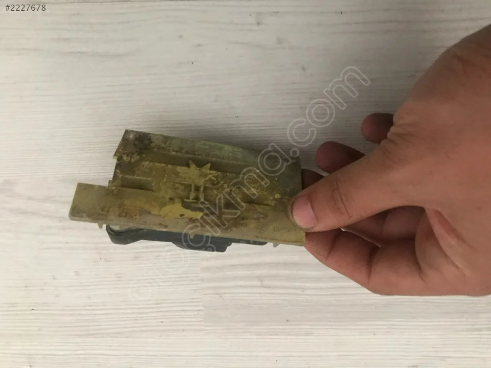 OPEL TİGRA PLAKA LAMBASI