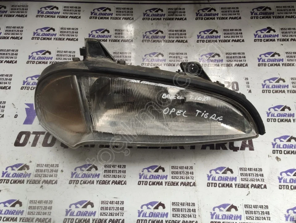 OPEL TİGRA SAĞ FAR