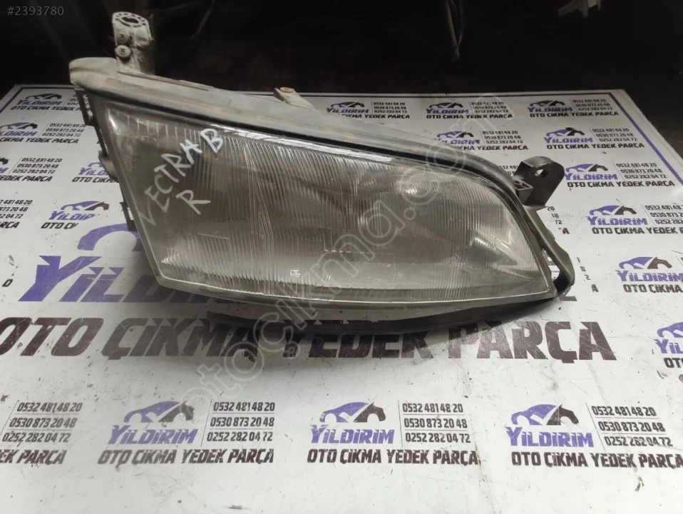 OPEL VECTRA B SAĞ FAR