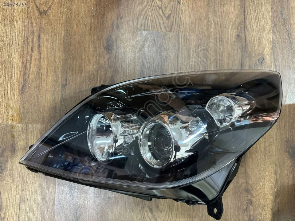 Opel Vectra C Sol Far Lambası Füme Zemin 2002-2008