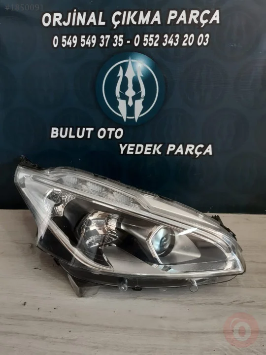PEUGEOT 208 2017 SONRASI SAĞ FAR ORJİNAL ÇIKMA YEDEK PARÇA