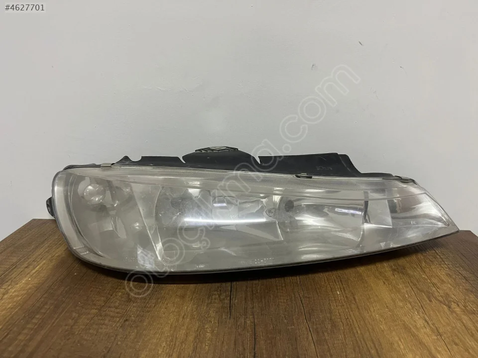 PEUGEOT 406 SAĞ FAR TYC 9630423277