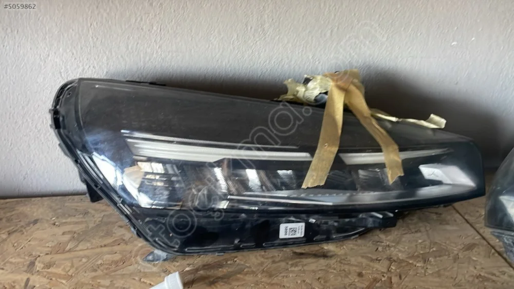 Renault Clio 5.5 Sağ Far